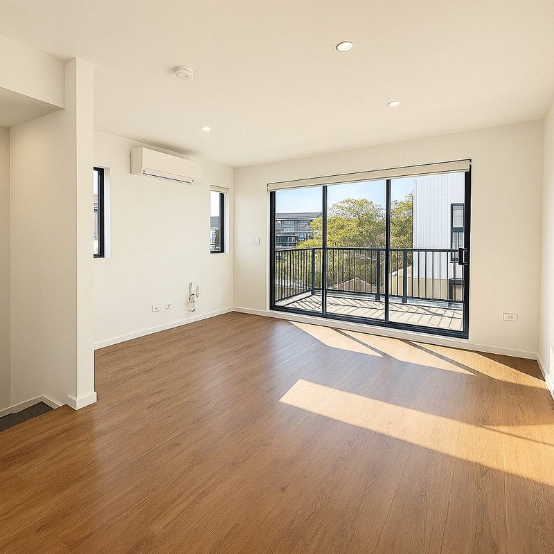 8/5 Chevis Place, Pakuranga, Auckland - Carousel 2