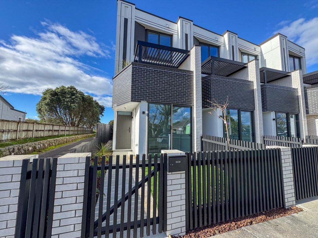 4/29 Wairau Avenue, Avondale, Auckland - Carousel 1