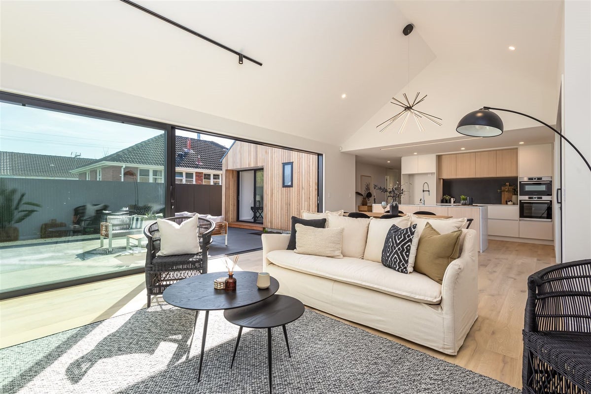 71 Garreg Road, Bryndwr, Christchurch - Carousel 2