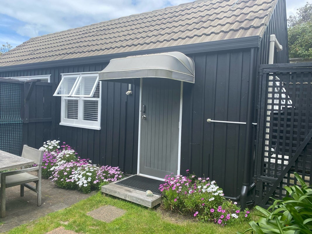 30 Saltburn Road, Milford, Auckland - Carousel 1