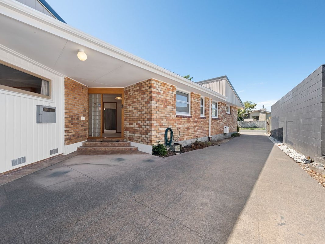 91 Manu Crescent, Upper Vogeltown, New Plymouth - Carousel 2