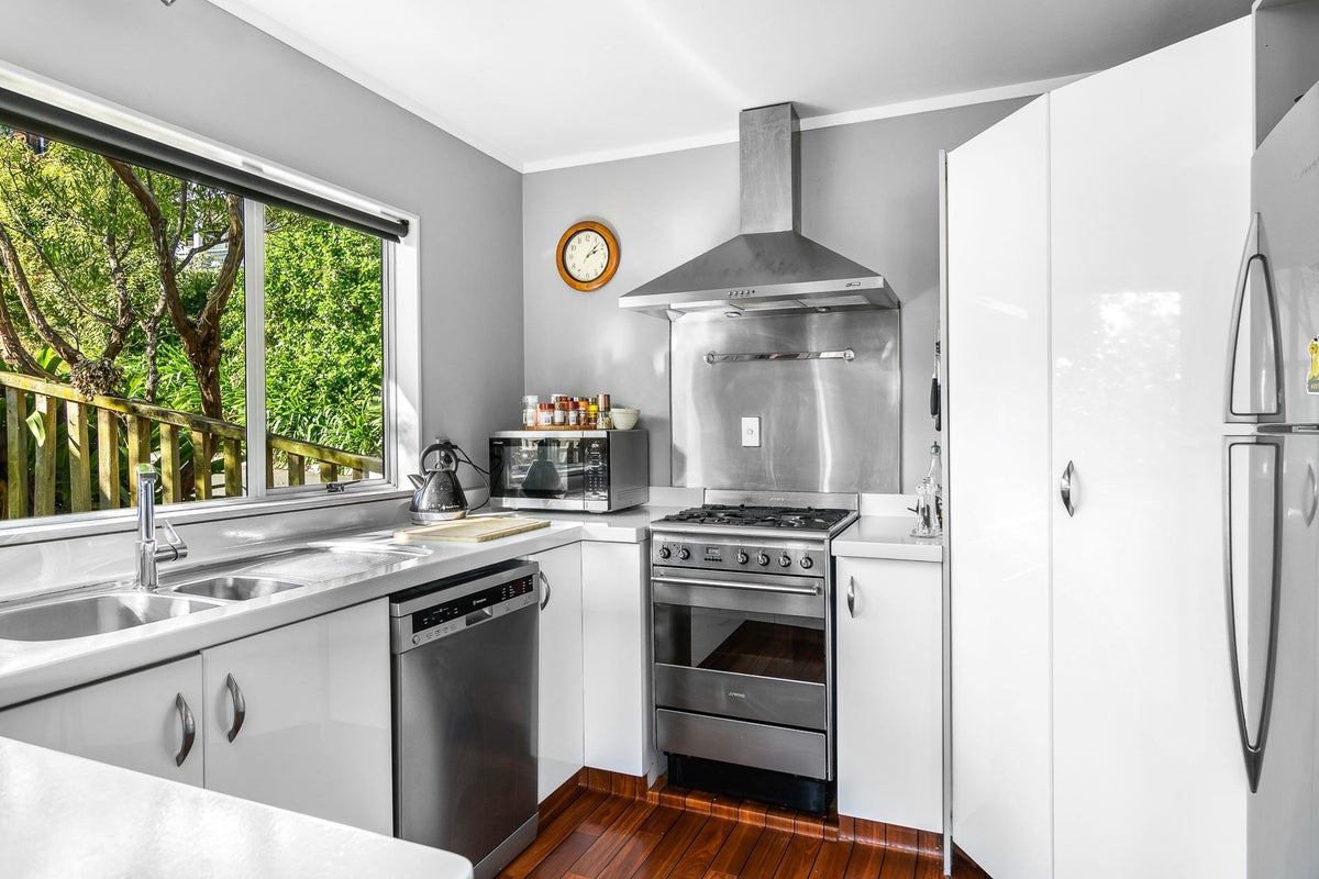 177 Hampden Terrace, Nelson South, Nelson - Carousel 2