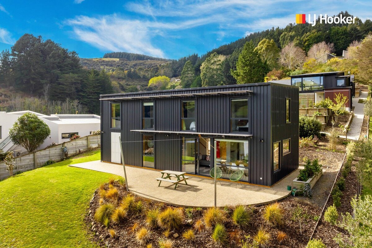 30 Cardigan Street, North East Valley, Dunedin - Carousel 1