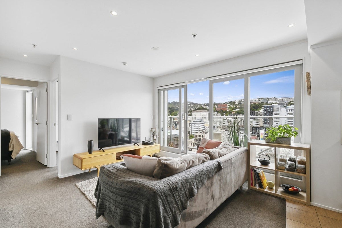 1322/74 Taranaki Street, Te Aro, Wellington - Carousel 2