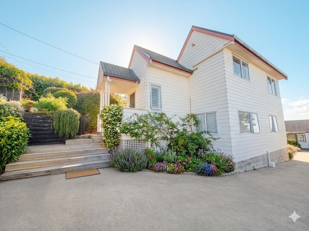 24 Surf Road, Stanmore Bay, Whangaparaoa - Carousel 13