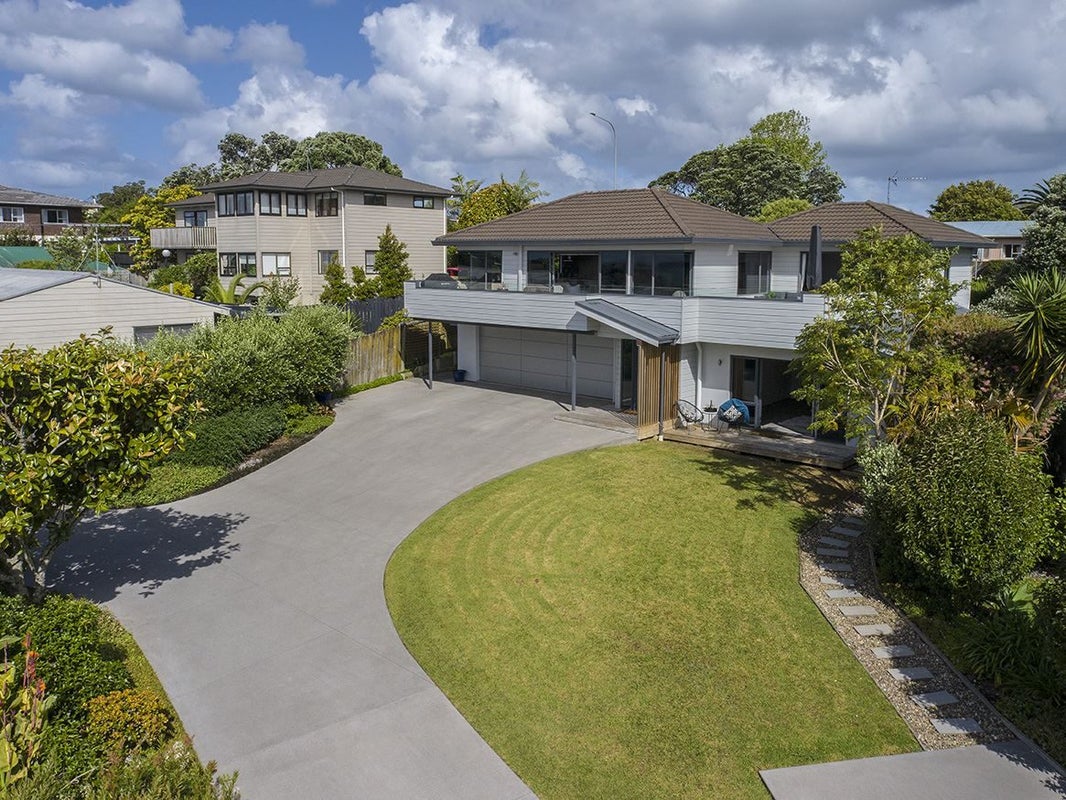 1A Beach Road, Manly, Whangaparaoa - Carousel 1