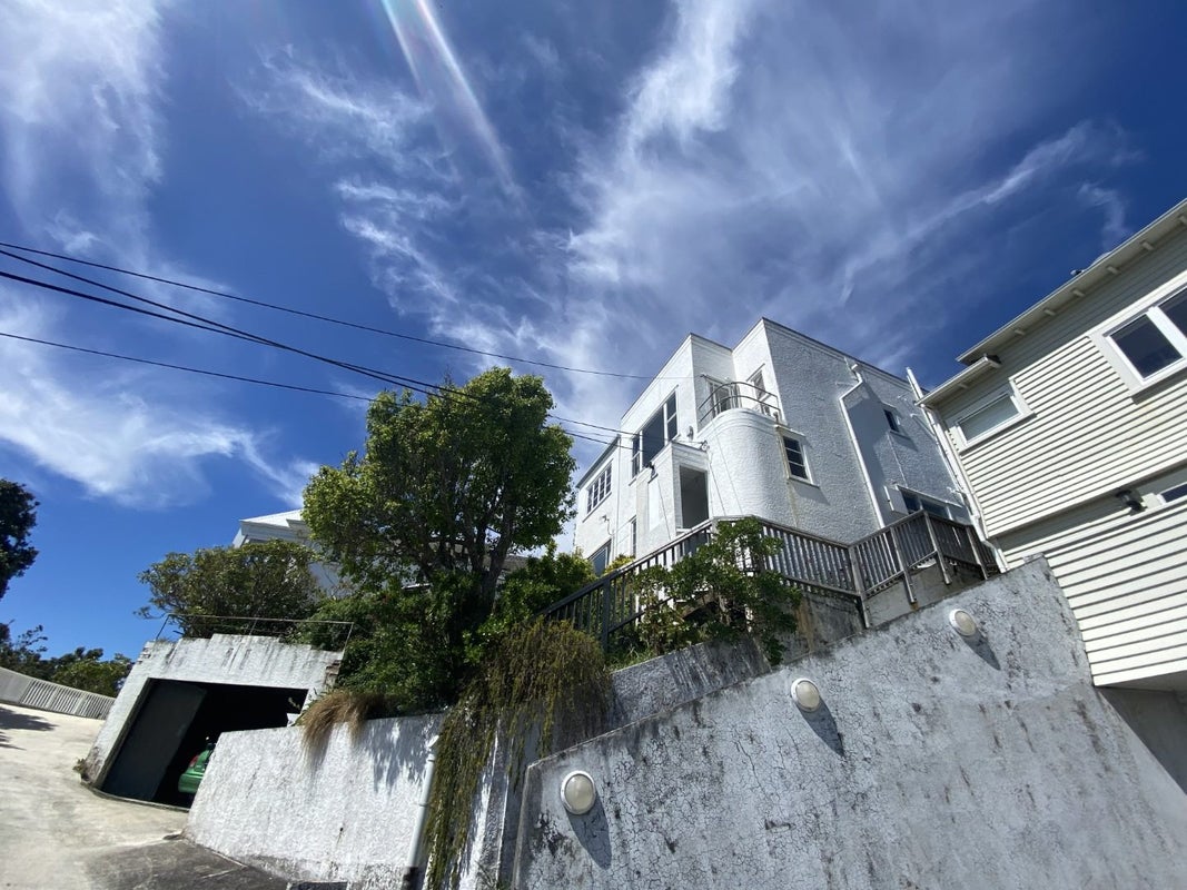 37 Palliser Road, Roseneath, Wellington - Carousel 1