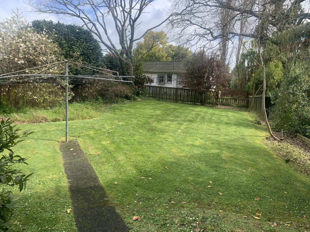27A Lewis Street, Glenview, Hamilton - Carousel 7