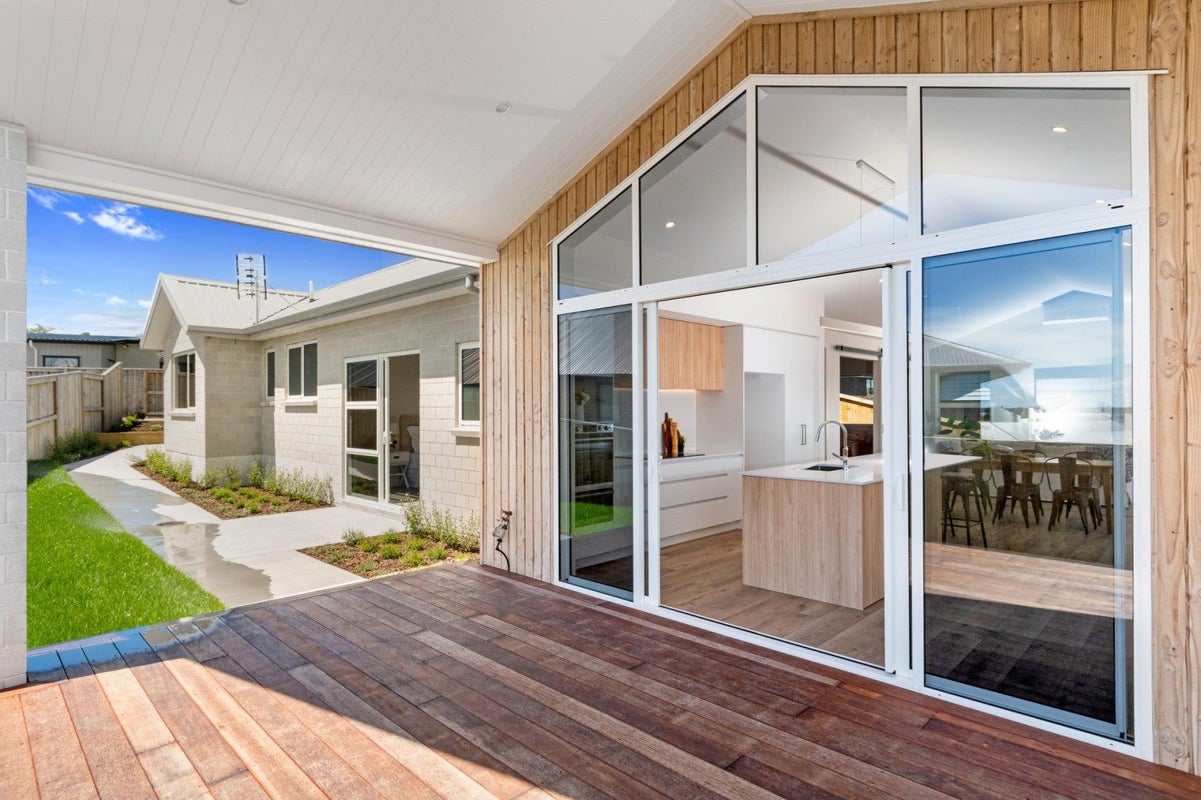 18 Pinkerton Place, Ohauiti, Tauranga - Carousel 2