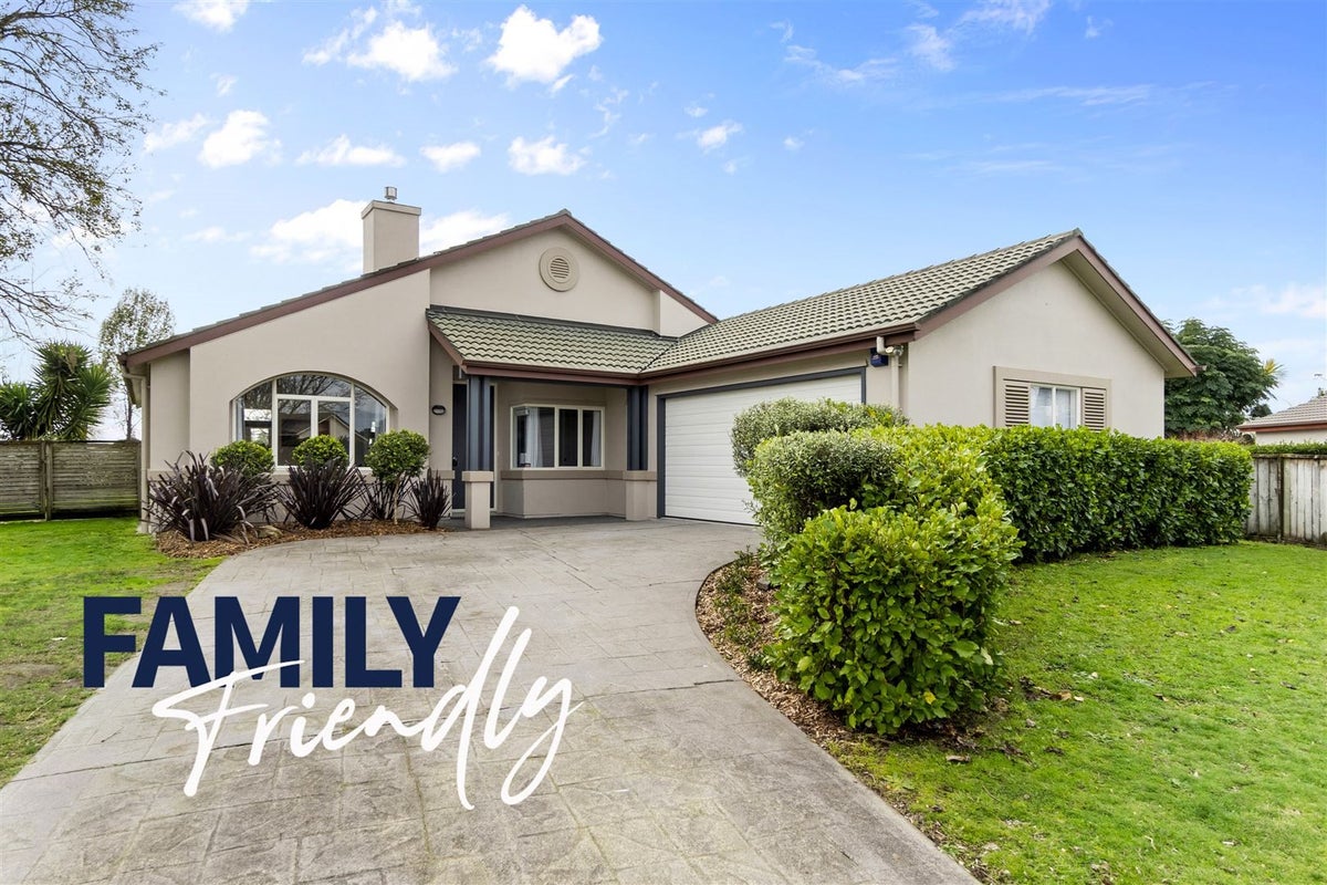 6 Gallery Grove, Flagstaff, Hamilton - Carousel 1
