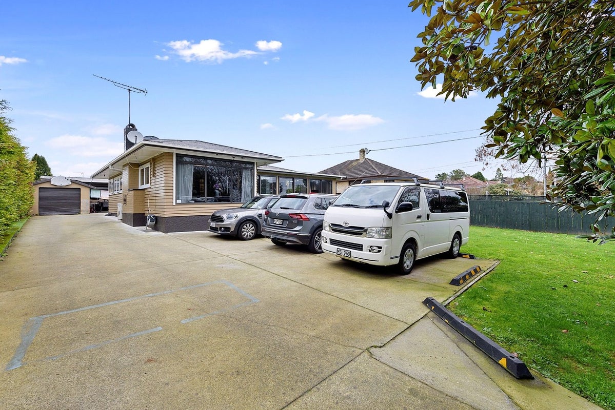 83 Ellicott Road, Nawton, Hamilton - Carousel 2