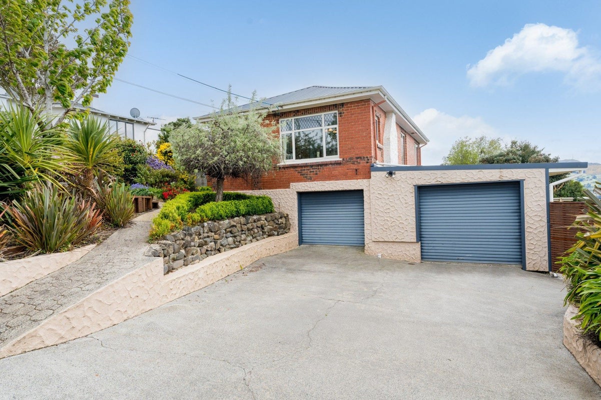 38 Hastings Street, Wakari, Dunedin - Carousel 1