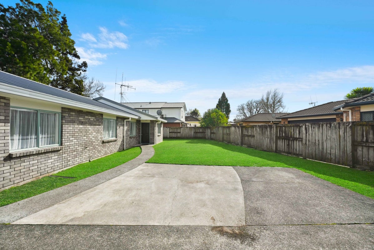 7A Bledisloe Terrace, Hamilton East, Hamilton - Carousel 2