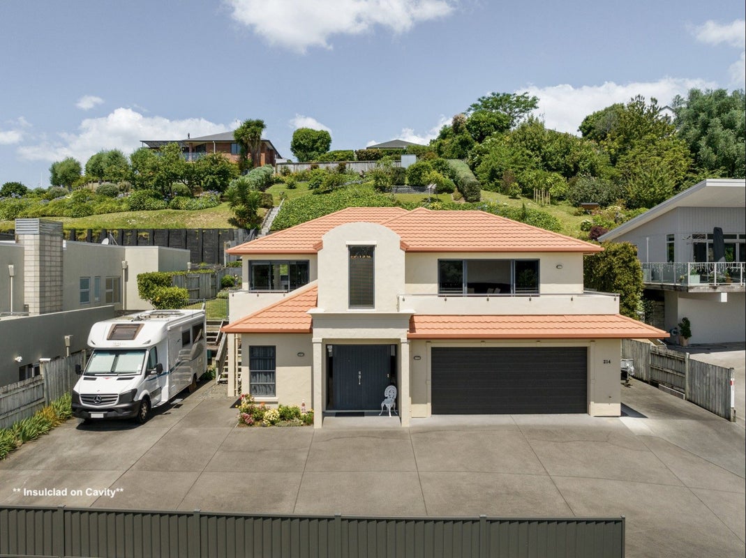 214 Castlewold Drive, Bethlehem, Tauranga - Carousel 1