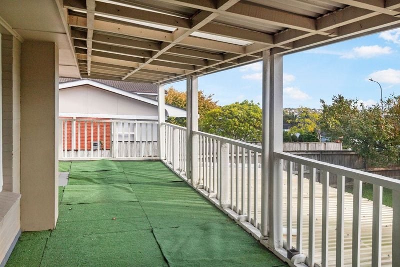 20 Gibraltar Street, Howick, Auckland - Carousel 12