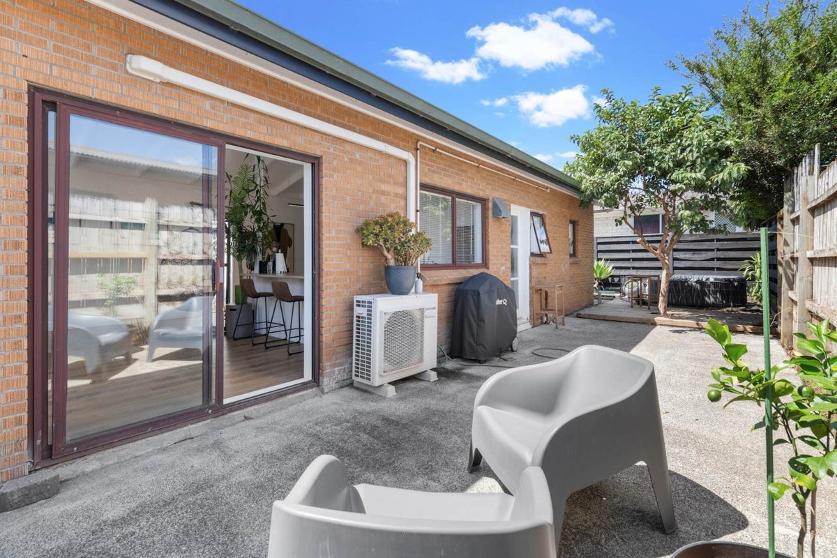 3/10 Albert Street, Otahuhu, Auckland - Carousel 2