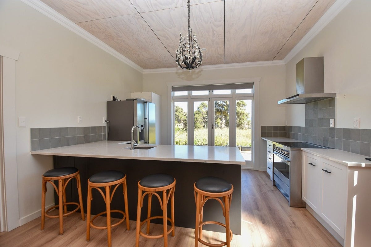 15 Millars Road, Ponatahi, Carterton - Carousel 2
