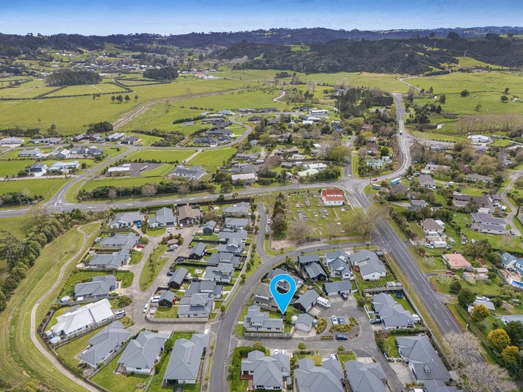 1 Lancewood Lane, Helensville - Carousel 23