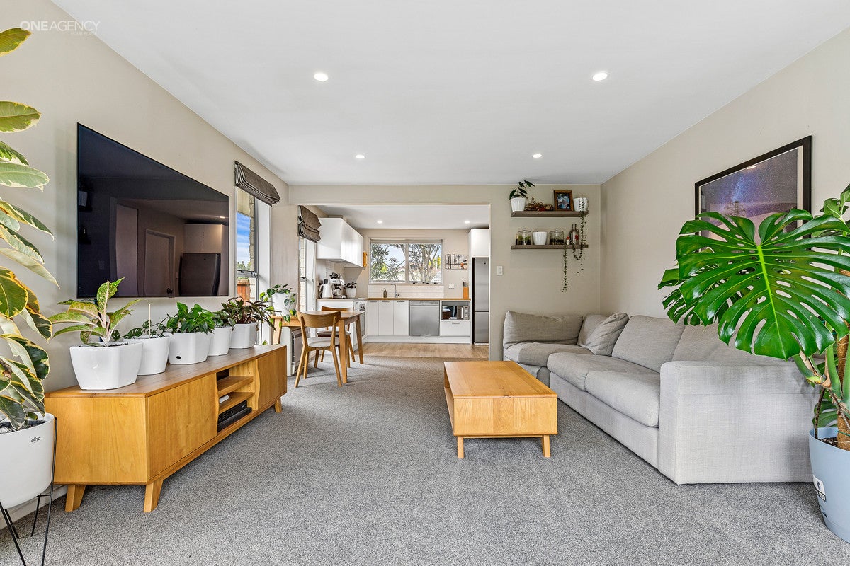 2/38 Brogar Place, Casebrook, Christchurch - Carousel 1