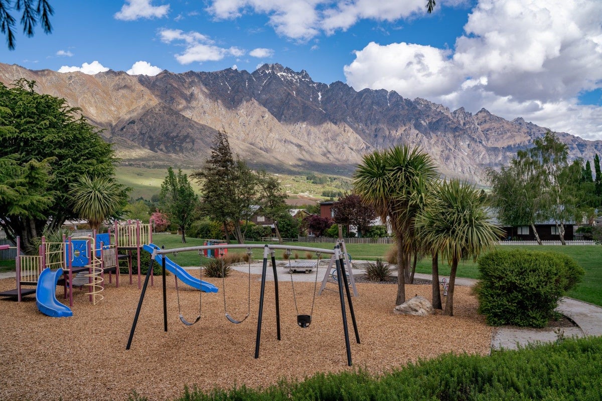 13 Remarkables Crescent, Frankton, Queenstown - Carousel 23