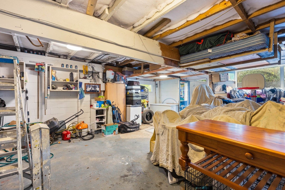 87 Poplar Grove, Whalers Gate, New Plymouth - Carousel 31