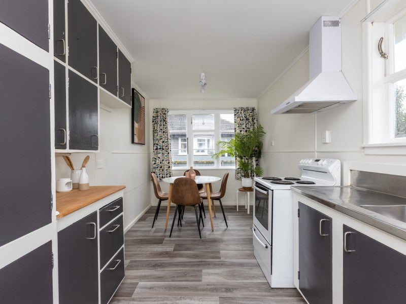 22 Fleming Crescent, Maraenui, Napier - Carousel 2