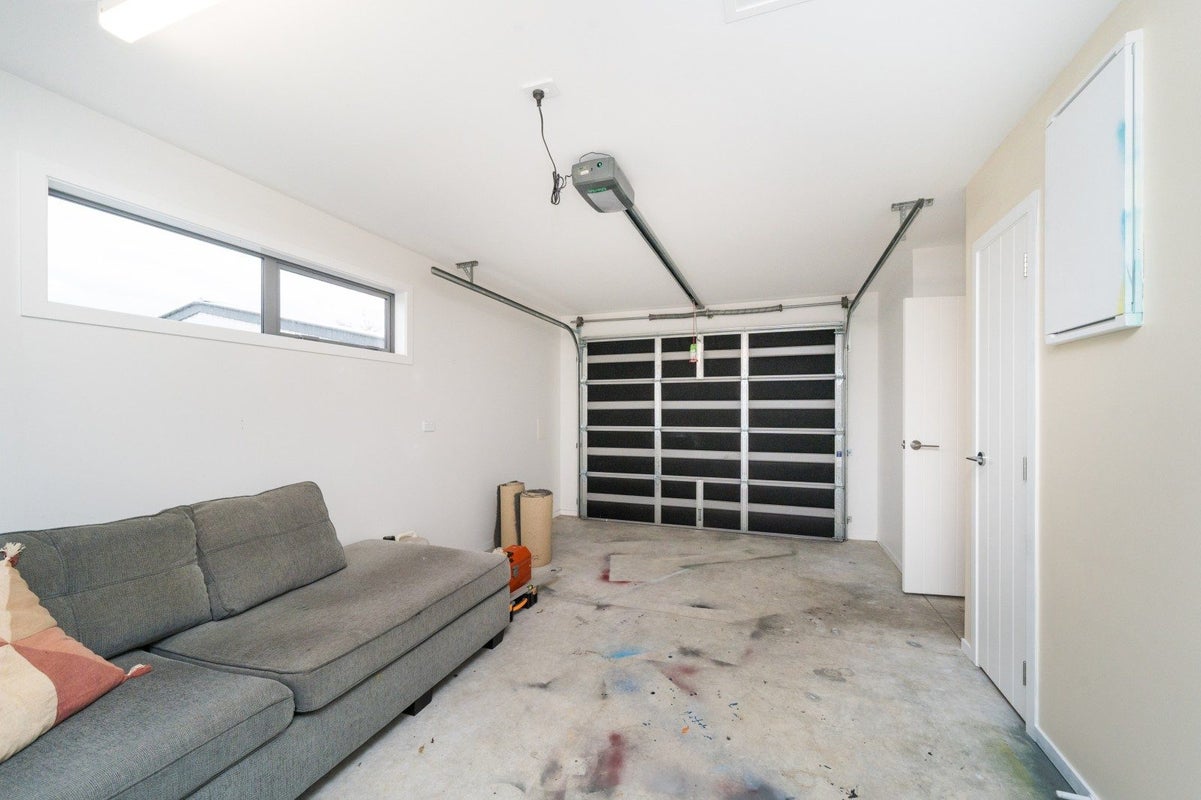 49B Escort Grove, Awapuni, Palmerston North - Carousel 17