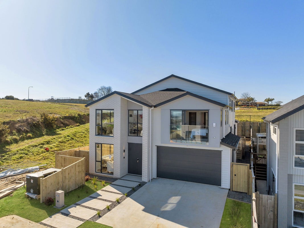 16 Whakahoki Road, Flat Bush, Auckland - Carousel 1
