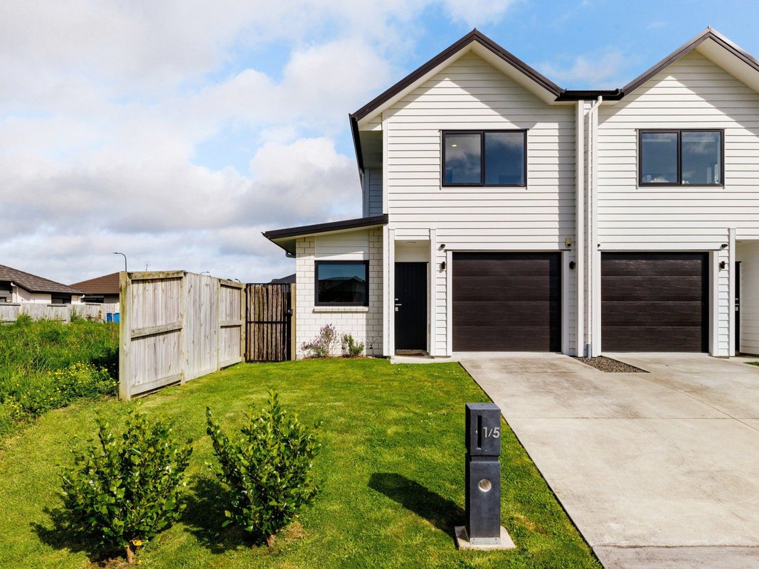 1/5 Tokerau Drive, Rototuna North, Hamilton - Carousel 1