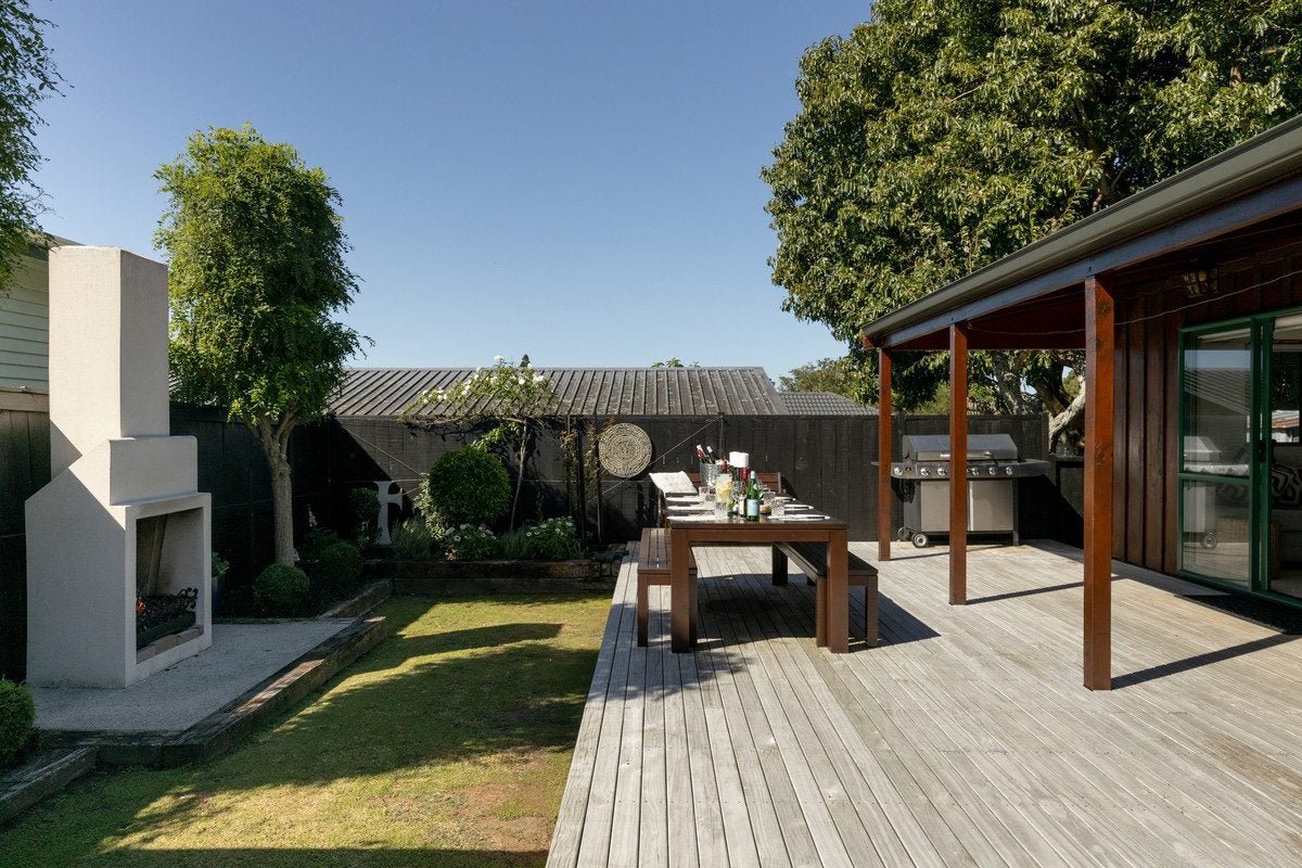 44B Watling Street, Gate Pa, Tauranga - Carousel 1