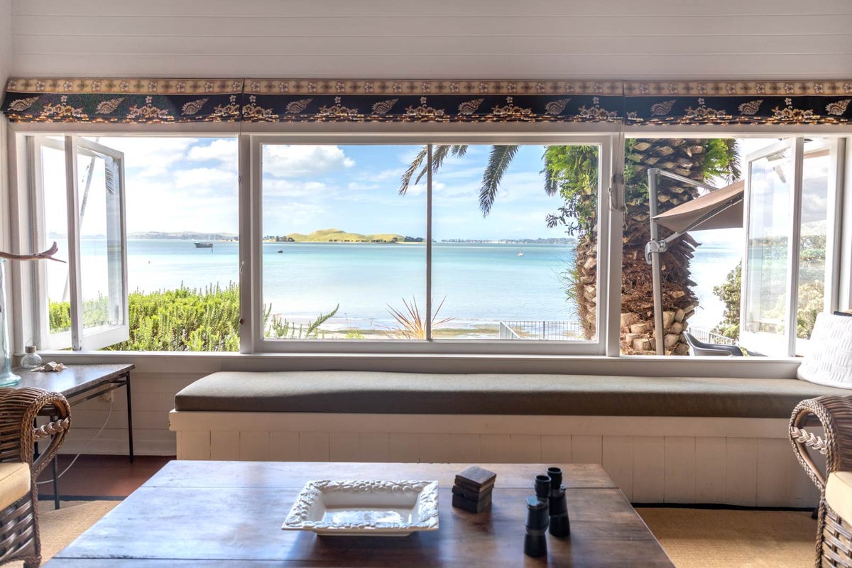 22 Peacock Street, Glendowie, Auckland - Carousel 2