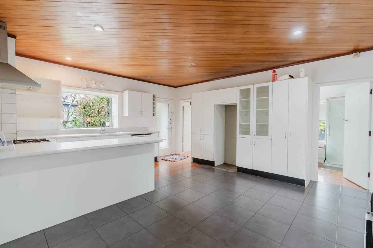 123 Mahoe Street, Melville, Hamilton, Waikato - Carousel 2