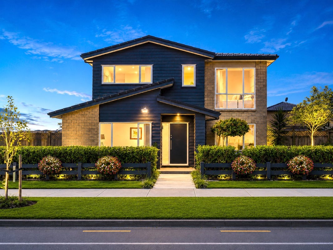 20 Montanez Drive, Flat Bush, Auckland - Carousel 1
