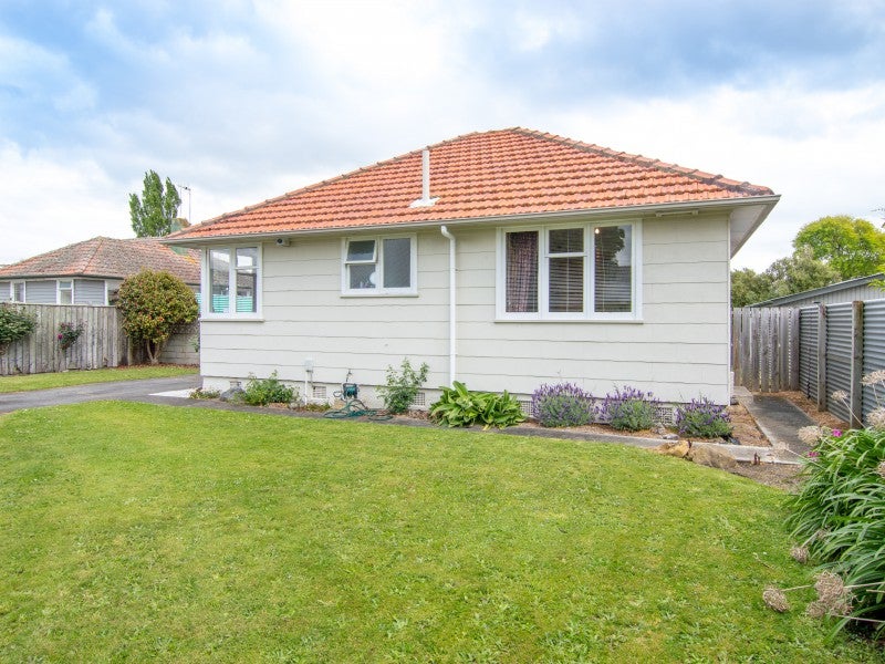 10 Belfast Place, Roslyn, Palmerston North - Carousel 13
