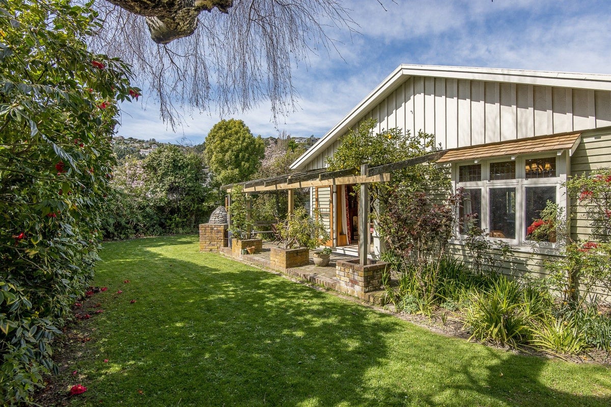 3 Bowenvale Avenue, Cashmere, Christchurch - Carousel 1