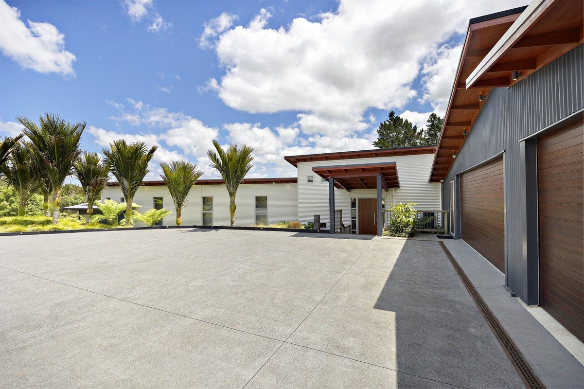 36 Polo Lane, Manurewa - Carousel 2