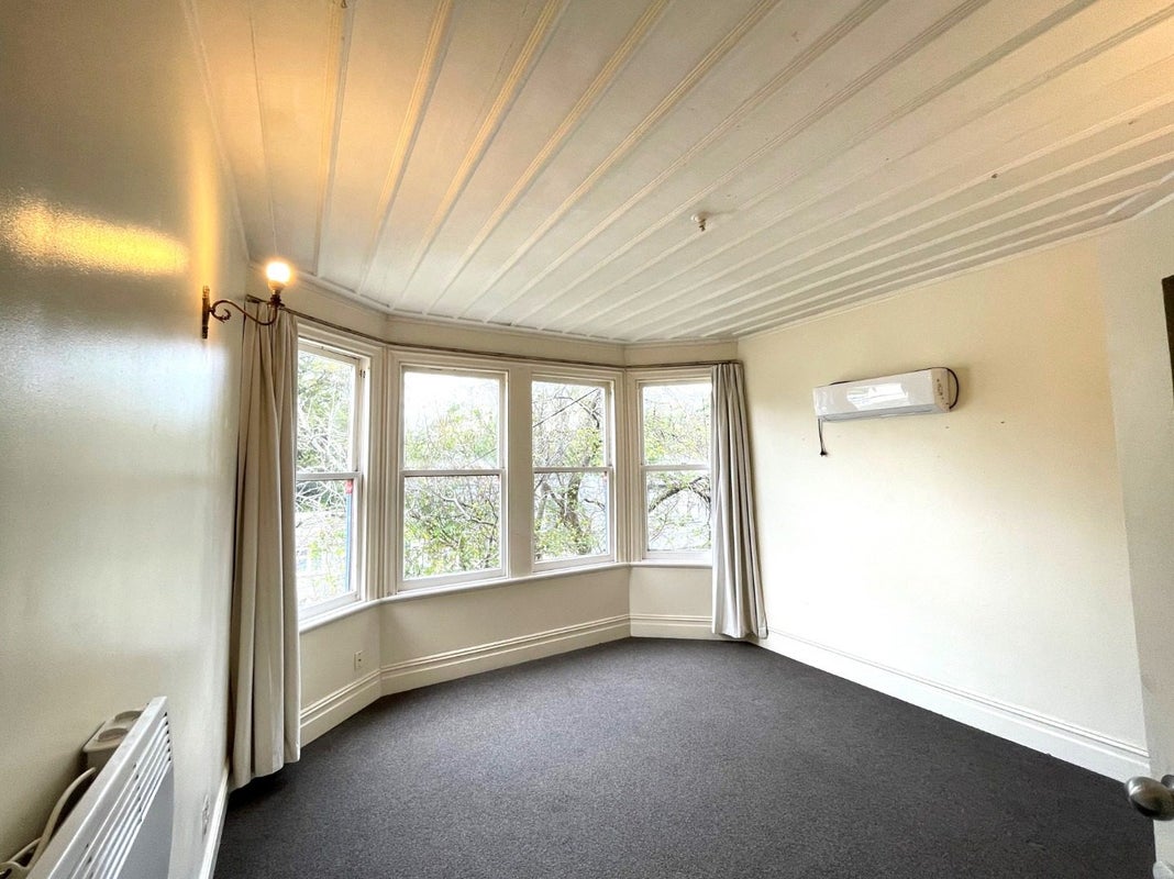 296 Tinakori Road, Thorndon, Wellington - Carousel 2