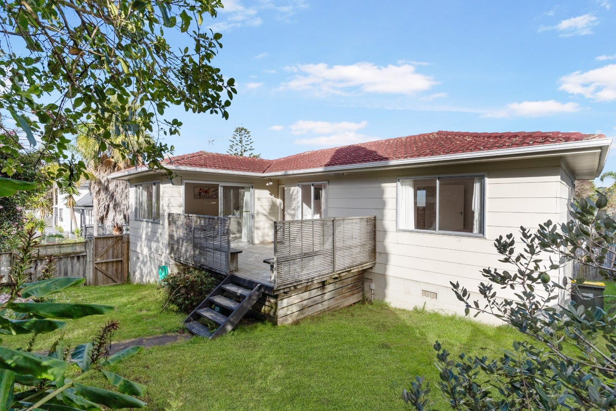 28 Stredwick Drive, Torbay, Auckland - Carousel 2