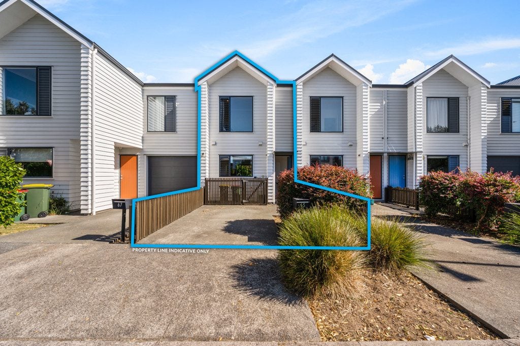 65 Glidepath Road, Hobsonville, Waitakere City, Auckland - Carousel 1
