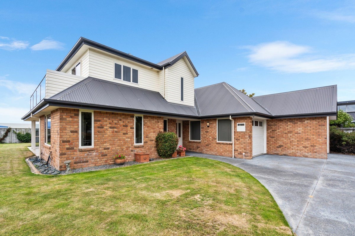 41 Longspur Avenue, Wigram, Christchurch - Carousel 18