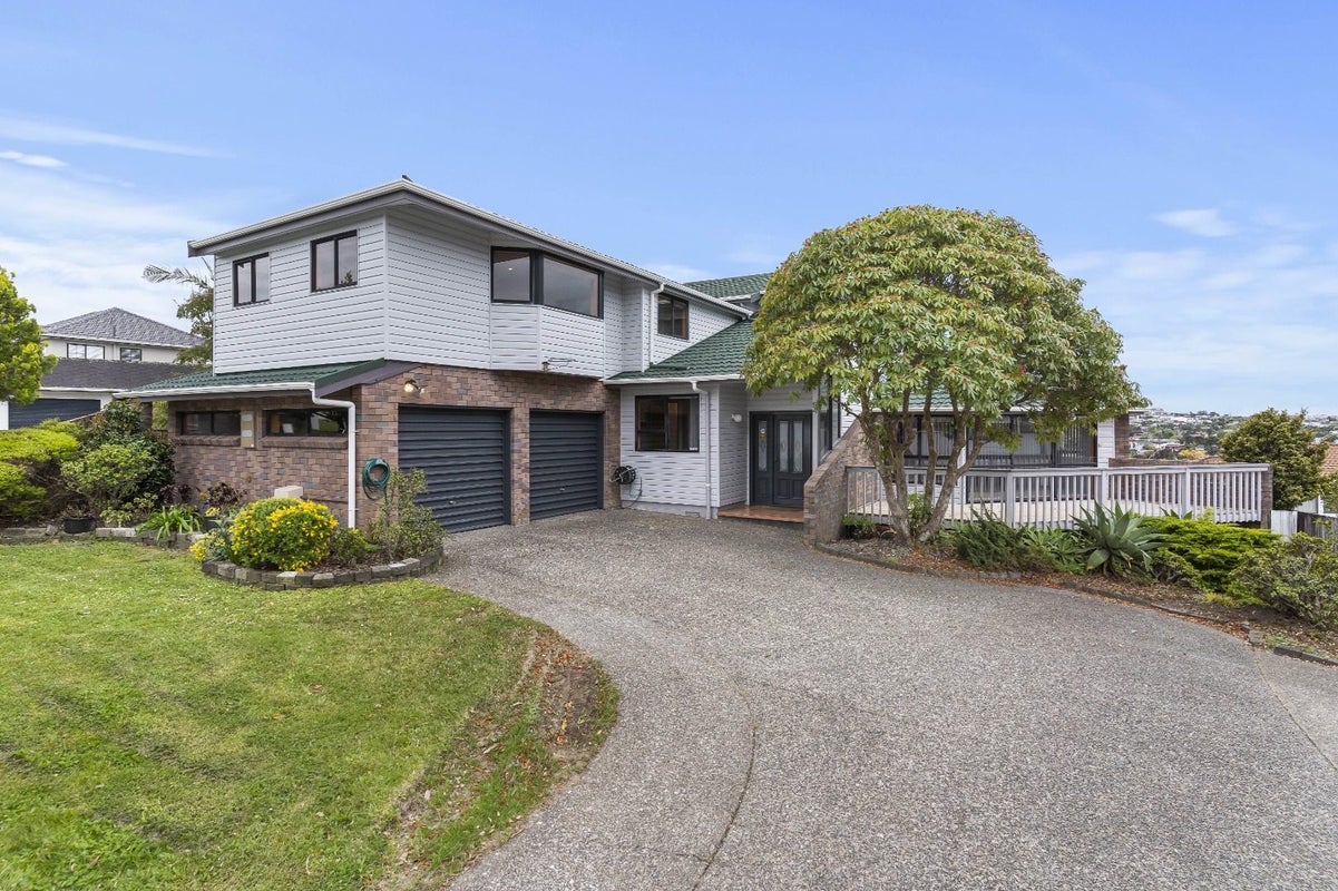 94 Onetaunga Road, Chatswood, Auckland - Carousel 1