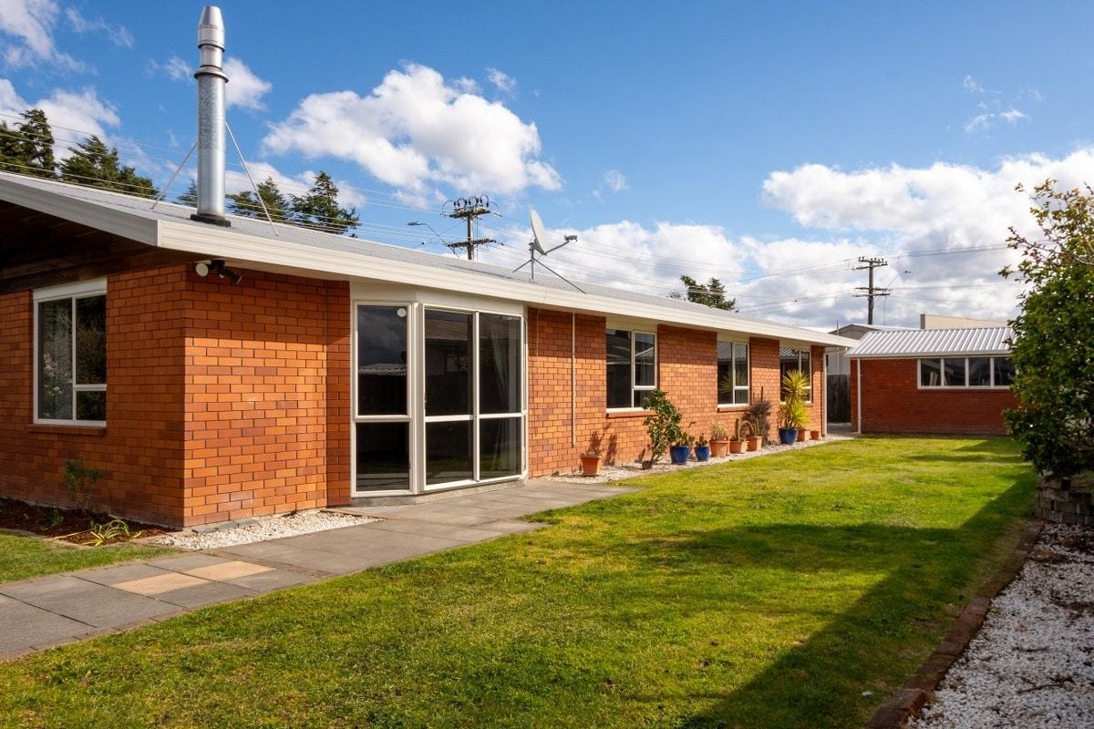 1 Hospital Road, Witherlea, Blenheim - Carousel 13