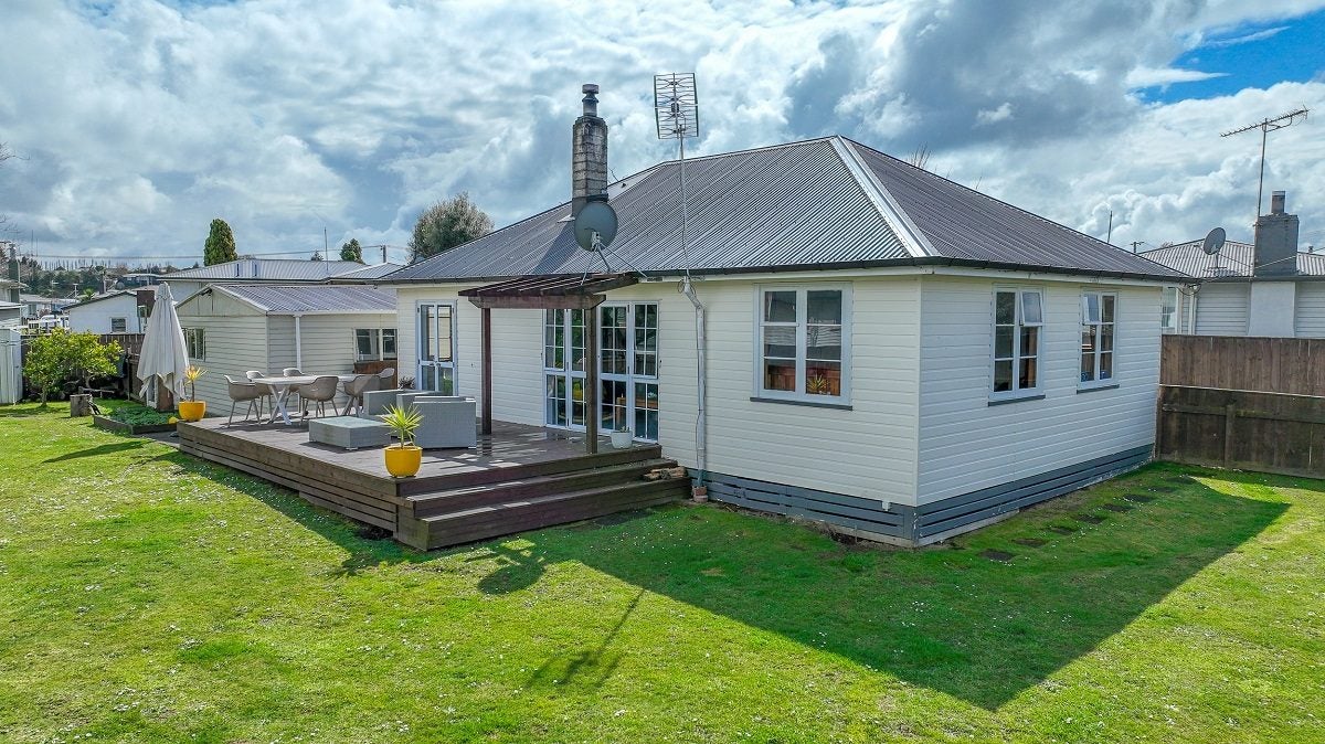 5 Kowhai Place, Putaruru - Carousel 1