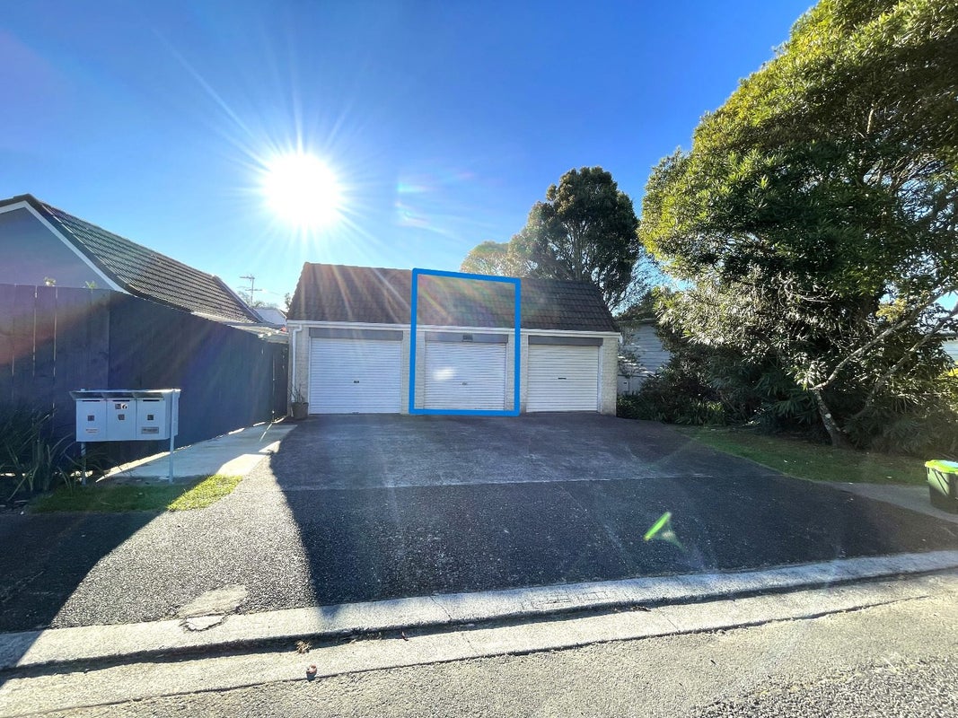2/26 Angelo Avenue, Howick, Auckland - Carousel 9