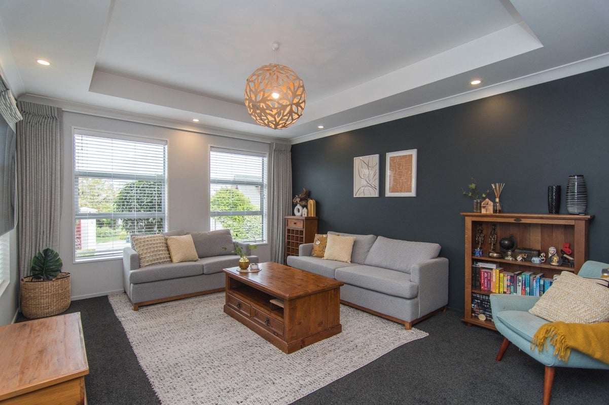 8 Glenview Terrace, Highfield, Timaru - Carousel 2