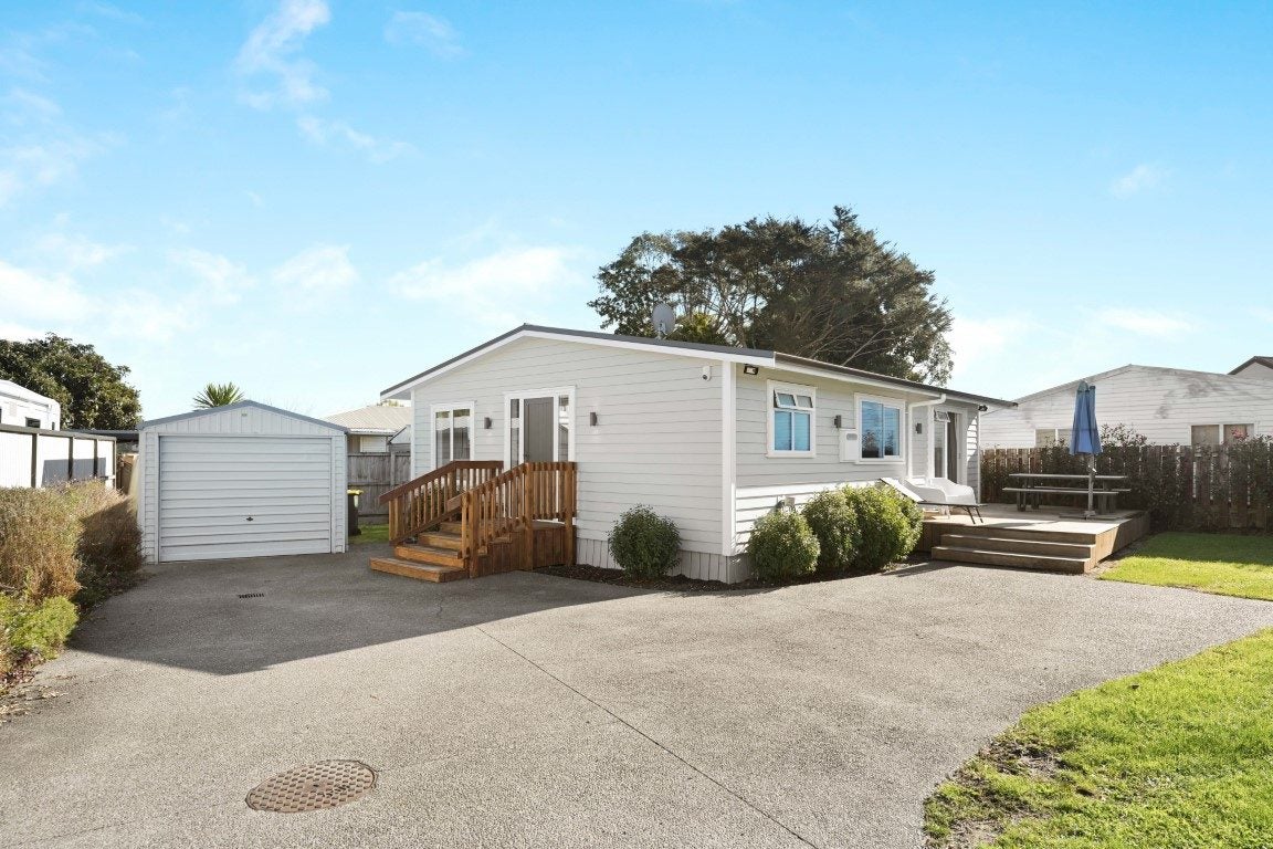52A Tuhikaramea Road, Dinsdale, Hamilton - Carousel 1
