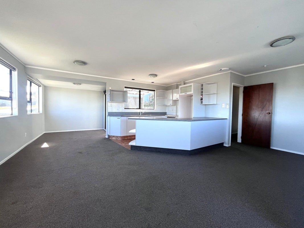14 Adventure Drive, Whitby, Porirua - Carousel 1