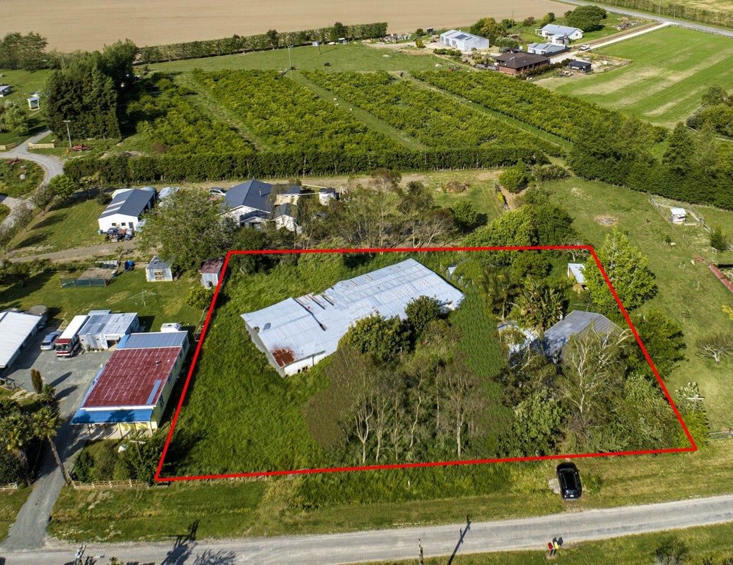 24 Branson Road, Waipaoa, Gisborne - Carousel 1