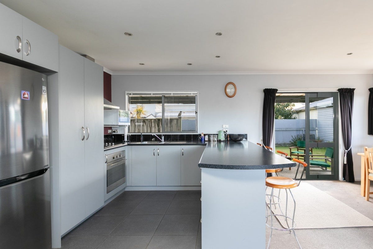 300A Park Road South, Akina, Hastings - Carousel 2