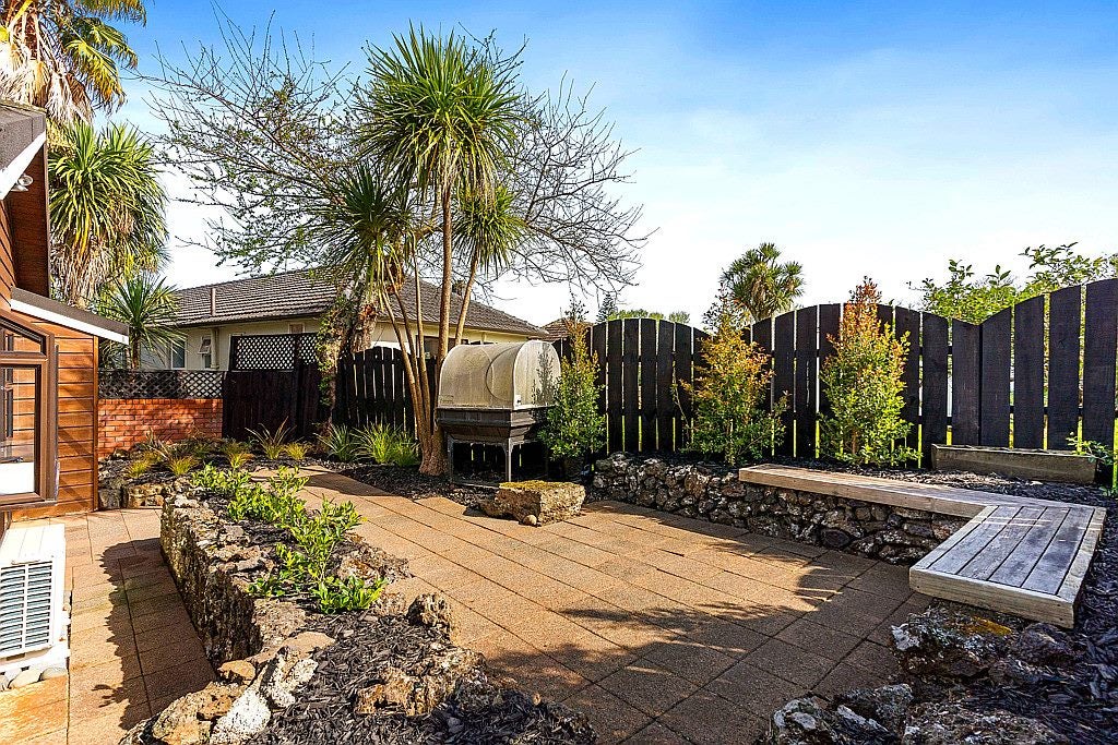 12A Alberton Avenue, Mount Albert, Auckland - Carousel 2